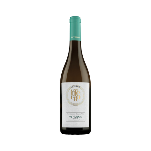 A bottle of Integro Verdeca Puglia Organic