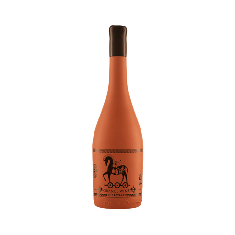 A bottle of Parra Jimenez El Troyano Orange Wine